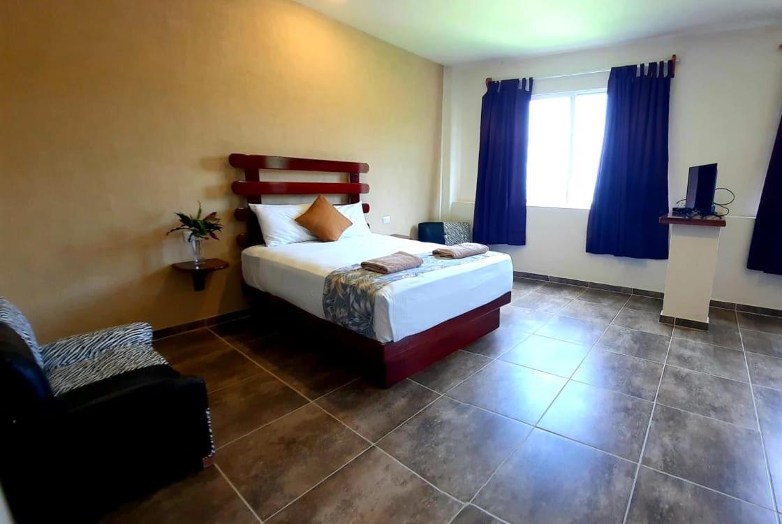 Porto Coral Hotel & Suites Mahahual Exterior photo